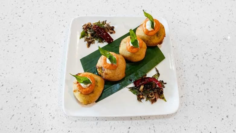 Dosa Bonda (Crispy Spiced Potato).