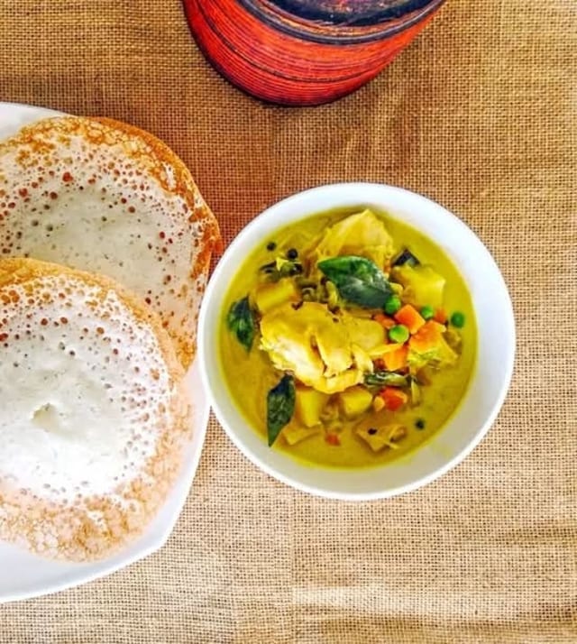 Elaneer Chicken With 2 Appams🌶️.