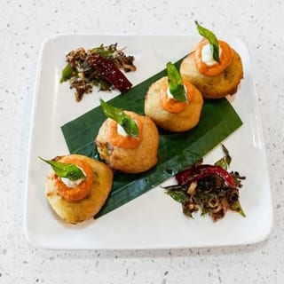 Dosa Bonda (Crispy Spiced Potato)